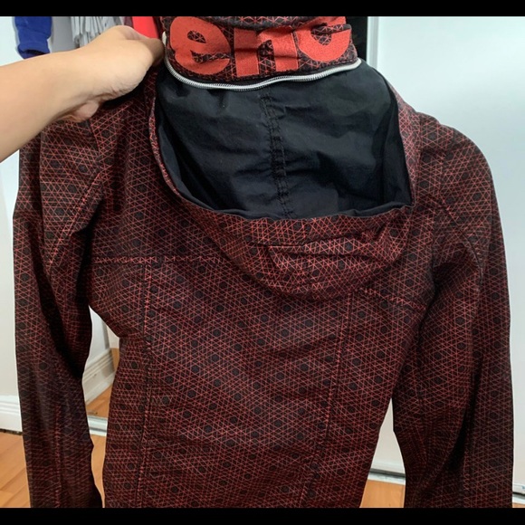 Bench Jacket - Picture 2 of 3